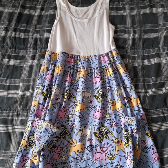 Laser kitty rare dress with pockets - Picture 1 of 8